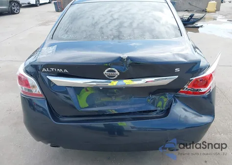 2015 Nissan Altima 2.5 S из США, поврежденный, VIN 1N4AL3AP6FC168439